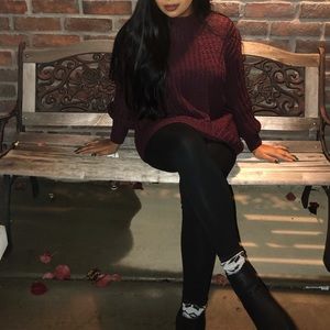 Burgundy knitted sweater